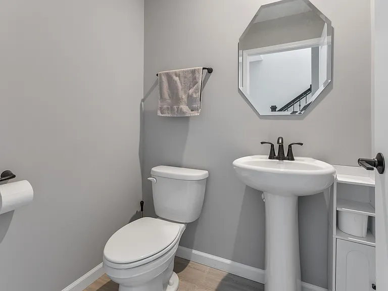 2227 Ryegrass Ln — Photo 13