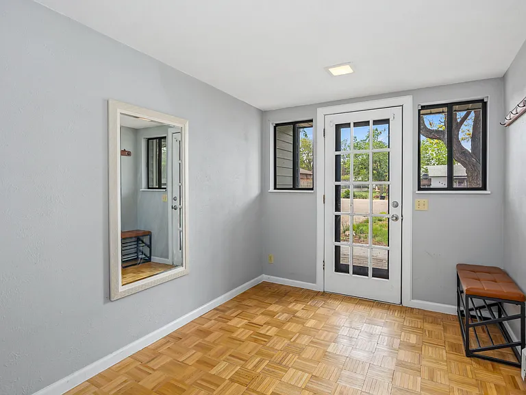 6408 S Louthan St — Photo 19