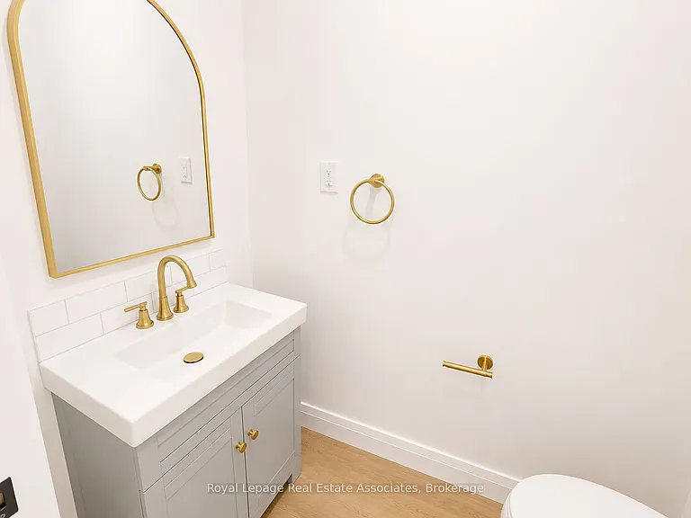 17 White Ave #5 — Photo 10