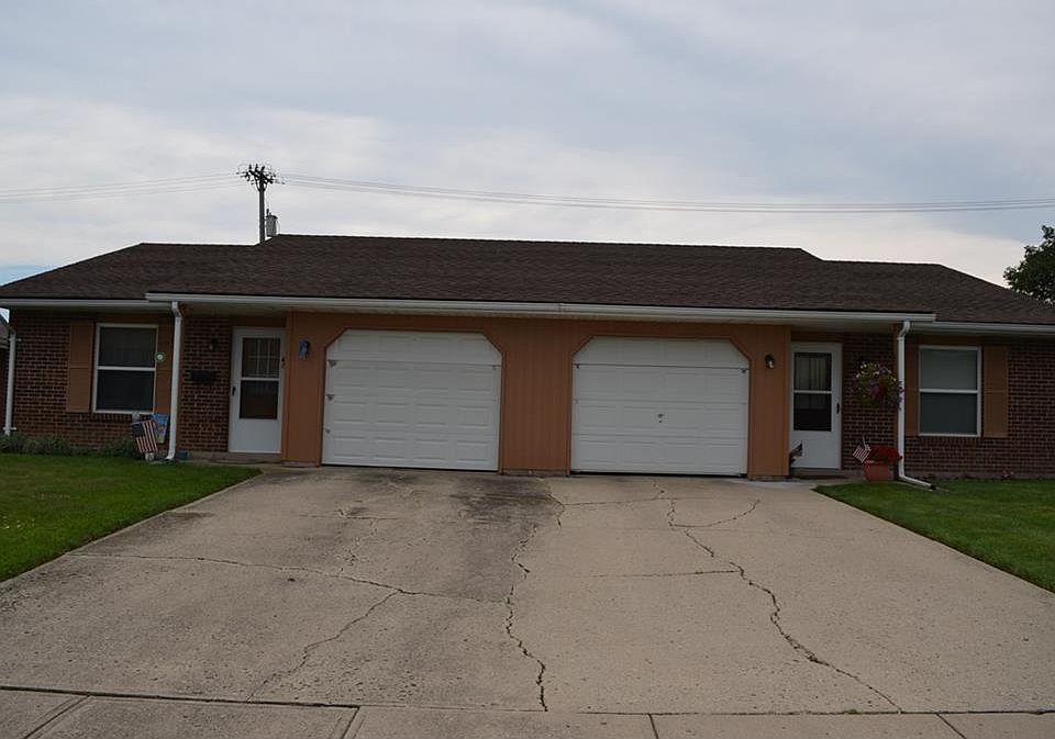 1st image of 1823 W Parkway Dr