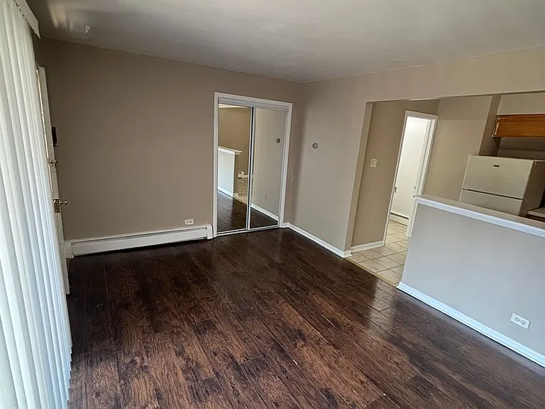 12500 S Lincoln St — Photo 13