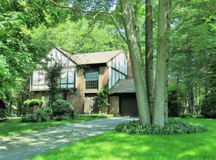 31 Via Da Vinci, Clifton Park, NY 12065
