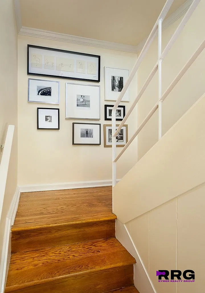 2 bed, 1.0 bath, 911 sqft, $3,445 — Photo 4