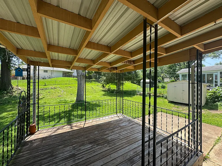 1816 Schulte Hill Dr — Photo 16