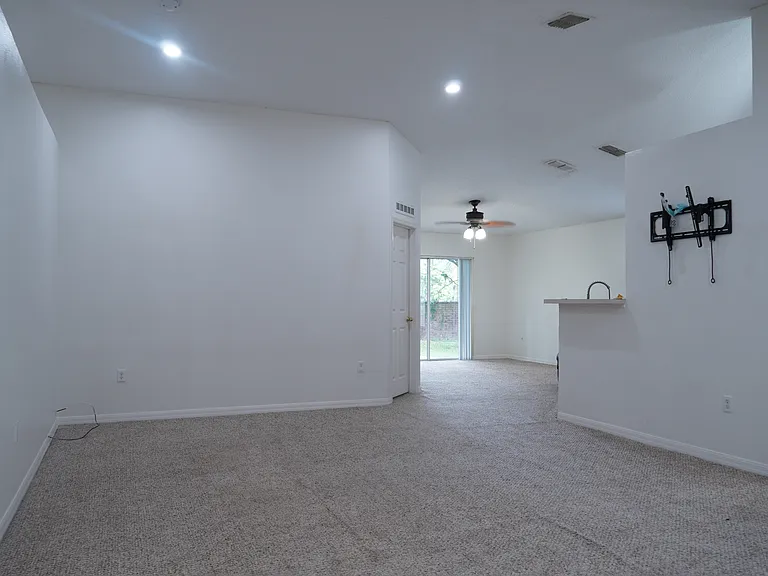 1026 Osprey Cove Cir — Photo 3
