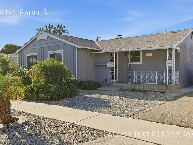 14141 Gault St — Photo 1