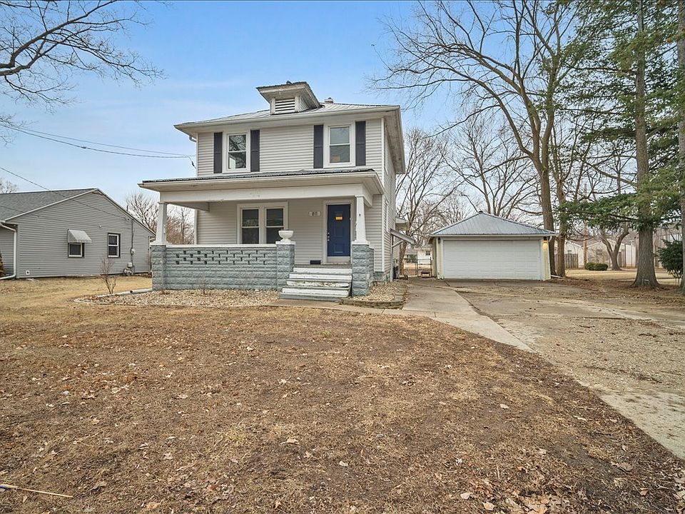 1st image of 811 W College Ave