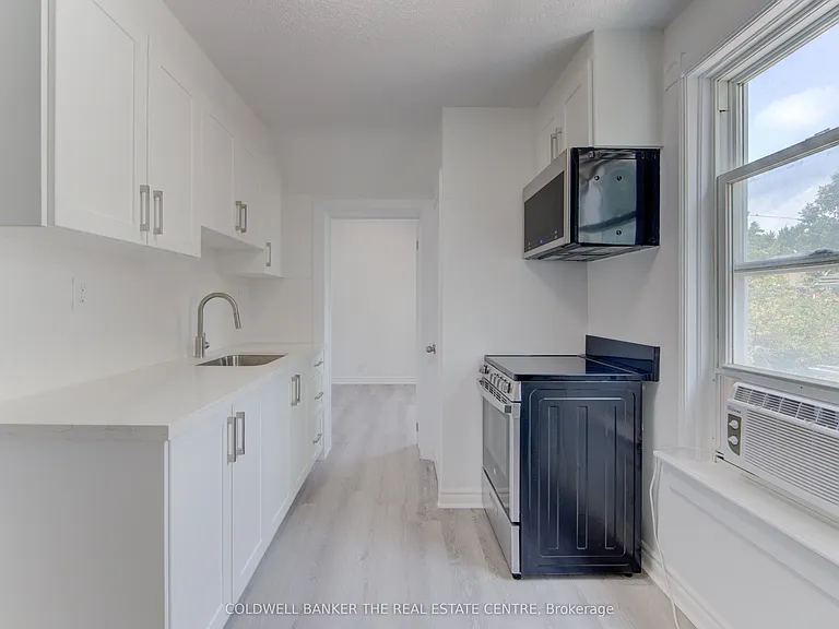 20-10 Brubacher St #14 — Photo 8
