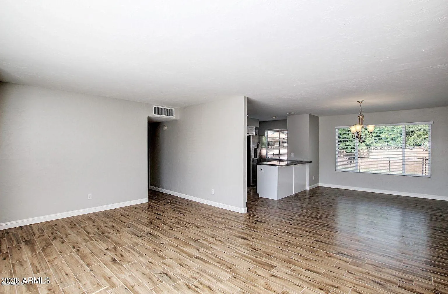 3 bed, 2.0 bath, 1380 sqft, $2,845 — Photo 2