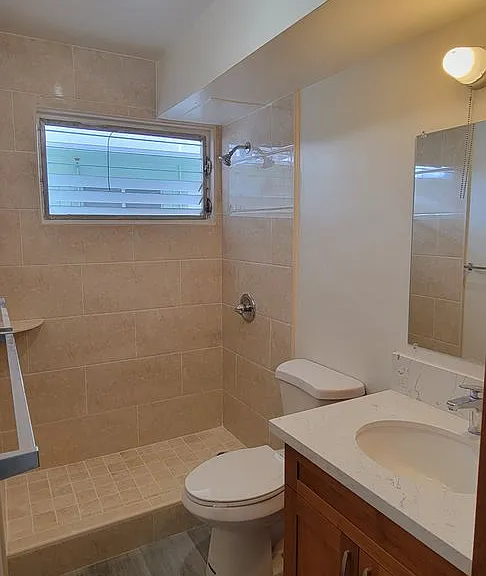 1046 Wong Ho Ln — Photo 9