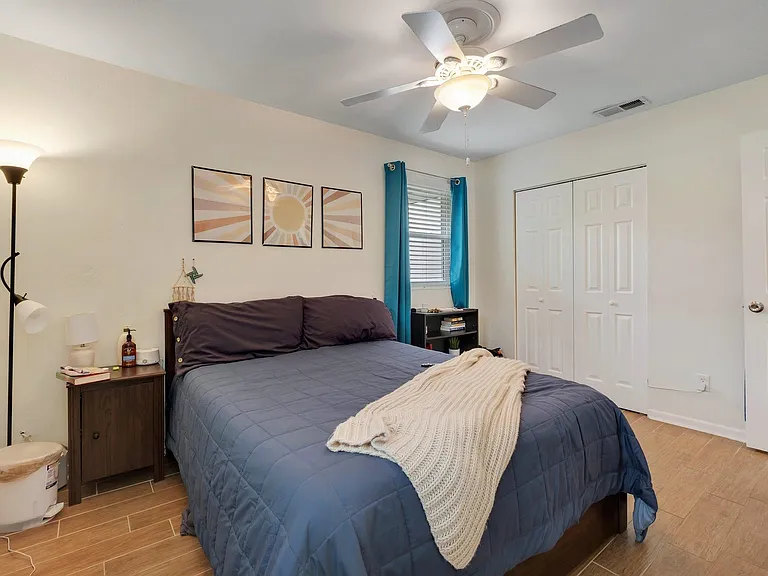 310 Lancaster Dr — Photo 9