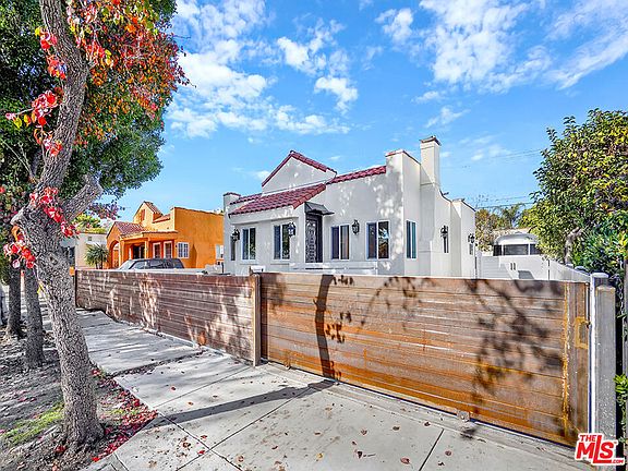 2nd image of 6615 Willoughby Ave