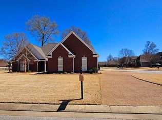 6 Rawling Wood Cv, Jackson, TN 38305