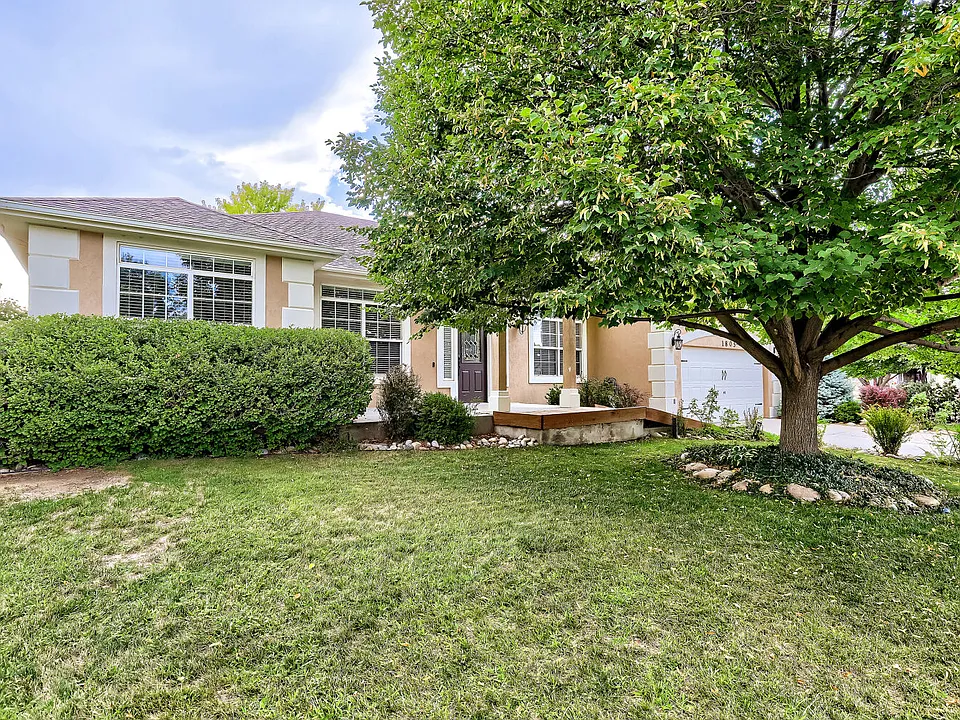 1805 74th Ave
