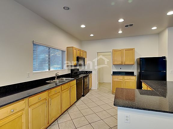 4th image of 15024 W Windrose Dr