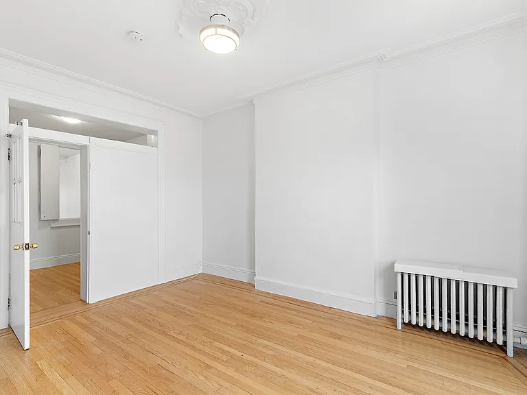 1032 Washington St #5A — Photo 9