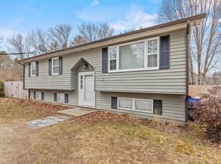1 Dumas St, Lisbon, ME 04252