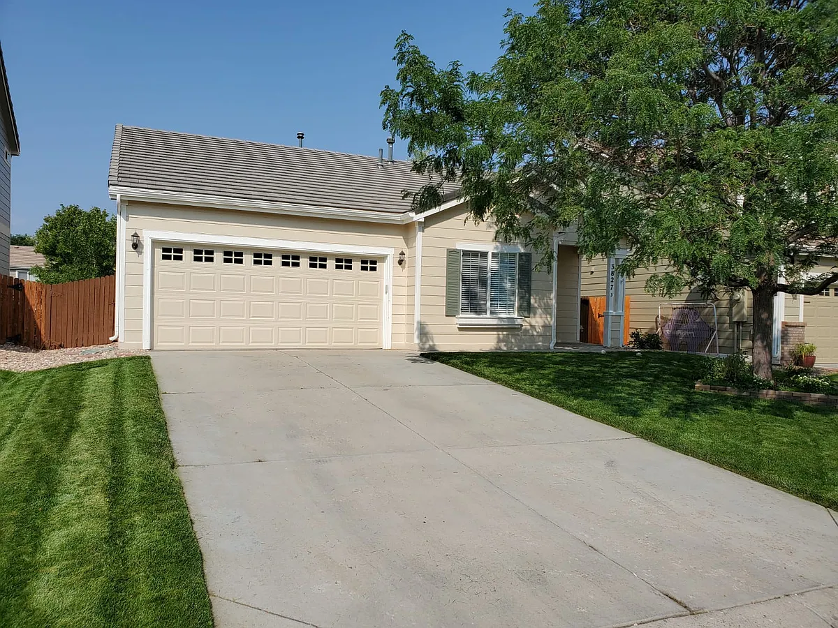 Building Photo - 3827 Glenarbor Ln