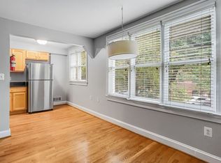 752 9th St SE APT 202, Washington, DC 20003