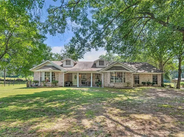 249 County Road 350, Broaddus, TX 75929