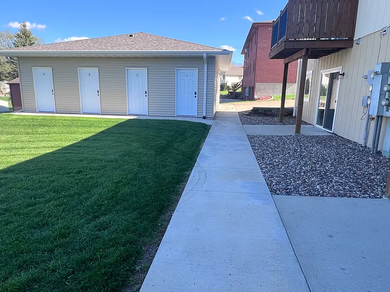 750 Duggan Dr #1 — Photo 6