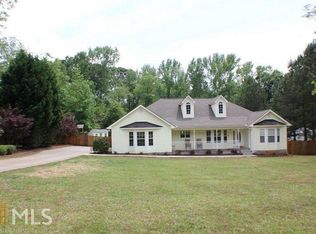 1017 Moreland Rd, Griffin, GA 30224