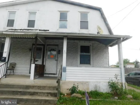 135 N Fairview St, Riverside, NJ 08075