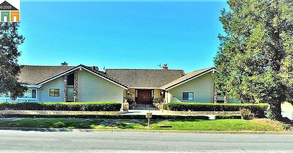 1st image of 895 Yakima Dr