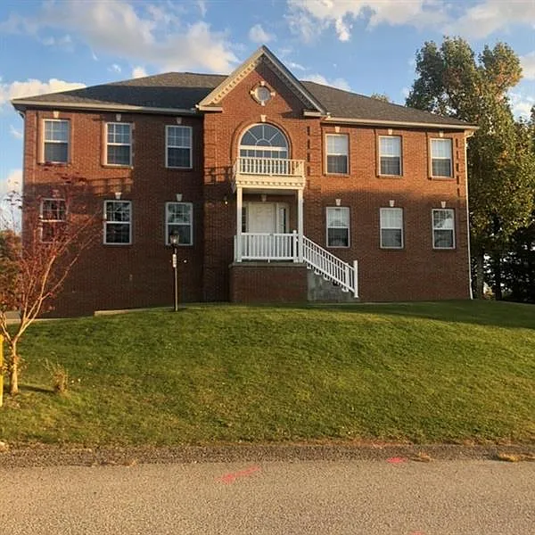 443 Chapeldale Dr photo 1