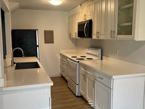 30822 16th Pl SW #21B, Federal Way, WA 98023