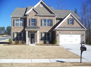 3529 Willowdale Ln, Douglasville, GA 30135