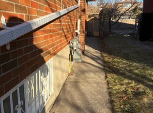 11 Beacham Cres #5, Toronto, ON M1T 1M9