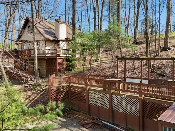 474 Natchez Ln, Sugar Grove, OH 43155