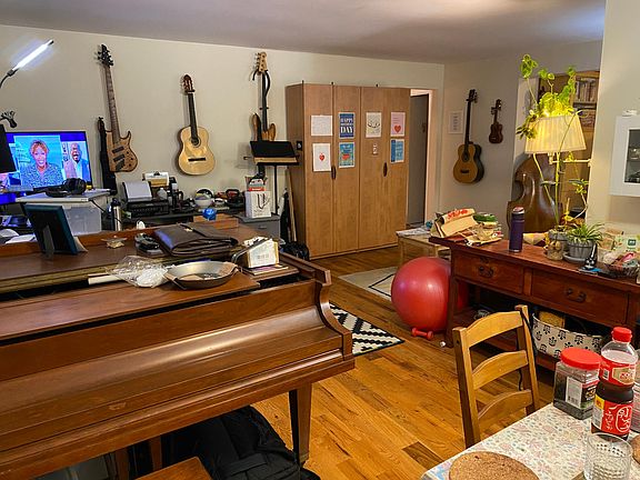 3rd image of 35 Odell Ave APT 3E