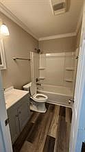 5th image of 205 Roy St