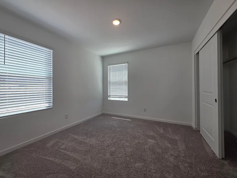 3432 Sunbeam Dr — Photo 9