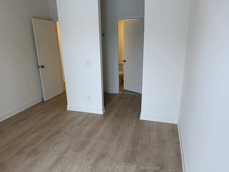 16 Melbourne Ave #334-302C — Photo 14