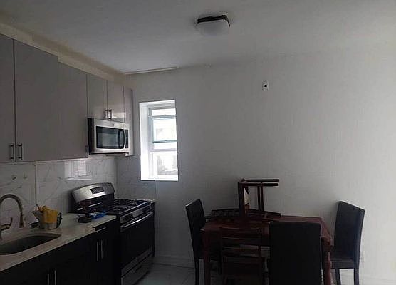 2nd image of 1907 Avenue U APT 2R