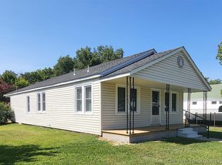 601 N E St, Eufaula, OK 74432