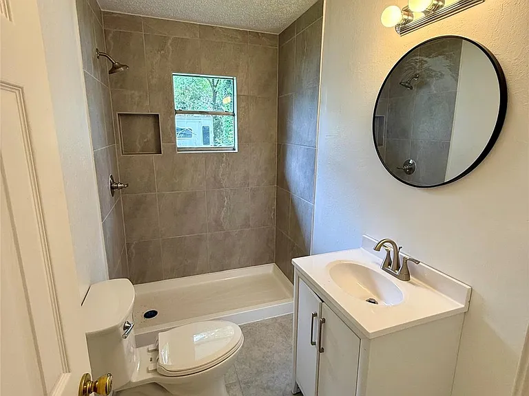 519 McGuire Ln — Photo 6