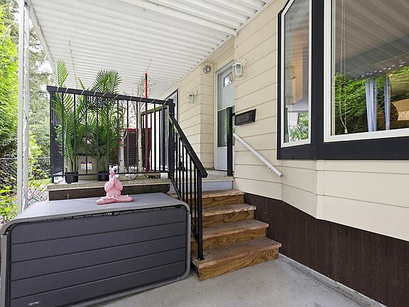 3rd image of 27111 0th Ave #6