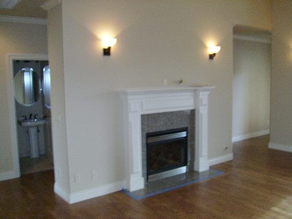 2nd image of 1335 Jubilee St