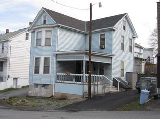409 Elizabeth St, Tamaqua, PA 18252
