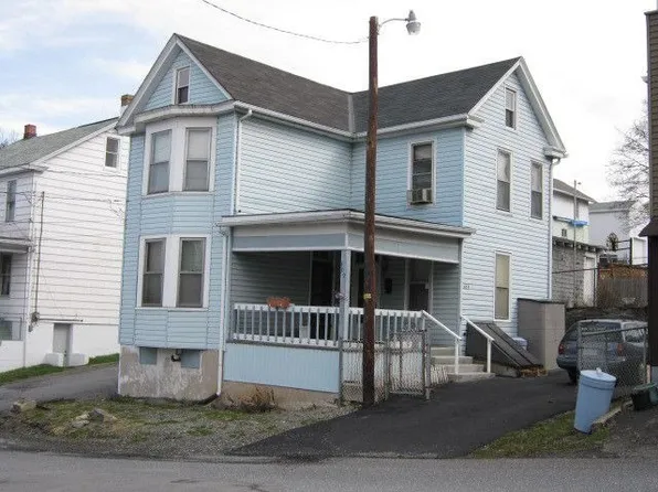 409 Elizabeth St, Tamaqua, PA 18252