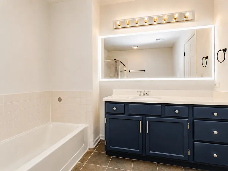 313 Sheffield Dr — Photo 30