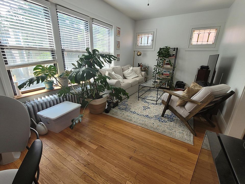 856wolf Apartments Chicago, IL Zillow