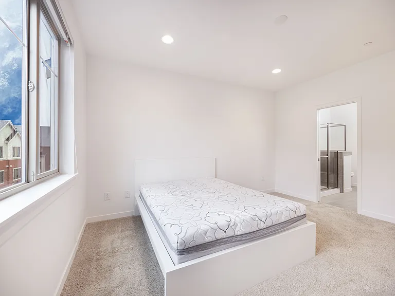 15791 NE 14th Rte #1803 — Photo 13