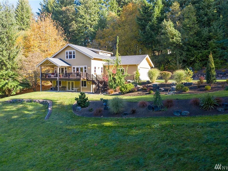 1st image of 10328 Moller Dr NW