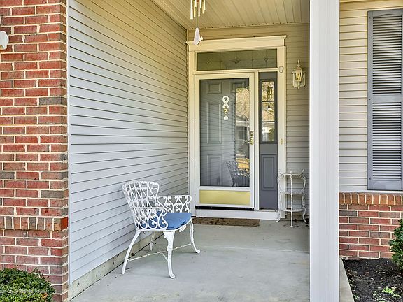3rd image of 3 April Springs Ct