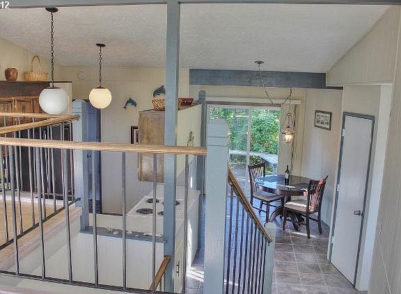 2nd image of 5810 El Mesa Ave